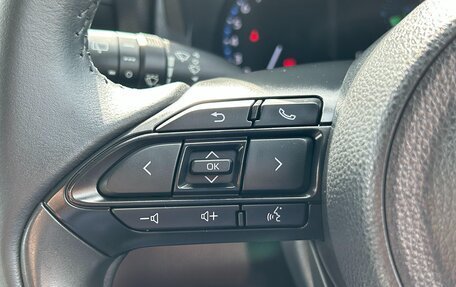 Toyota Yaris Cross, 2021 год, 1 450 000 рублей, 21 фотография