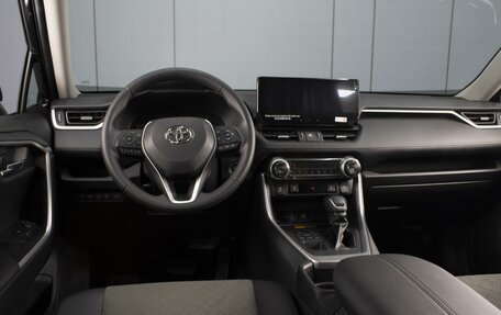 Toyota RAV4, 2025 год, 4 100 000 рублей, 6 фотография