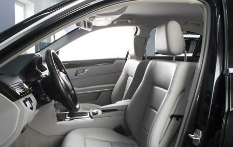 Mercedes-Benz E-Класс, 2010 год, 1 250 000 рублей, 10 фотография