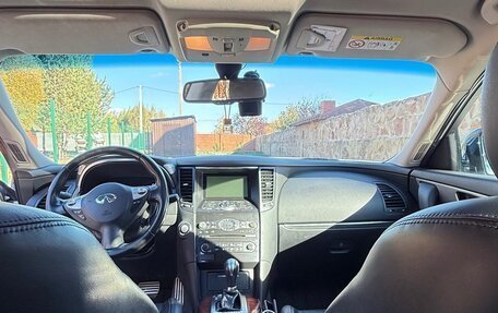 Infiniti QX70, 2015 год, 2 590 000 рублей, 5 фотография