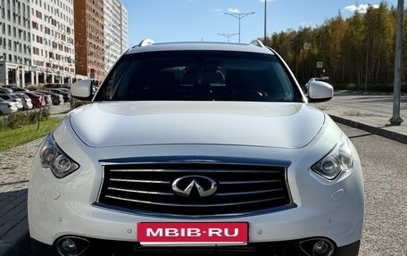 Infiniti QX70, 2015 год, 2 590 000 рублей, 3 фотография