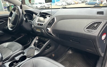 Hyundai ix35 I рестайлинг, 2012 год, 1 300 000 рублей, 18 фотография