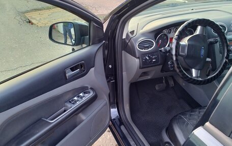 Ford Focus II рестайлинг, 2010 год, 530 000 рублей, 3 фотография