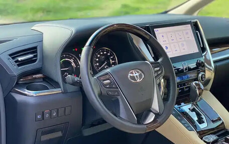 Toyota Alphard III, 2022 год, 9 671 555 рублей, 12 фотография