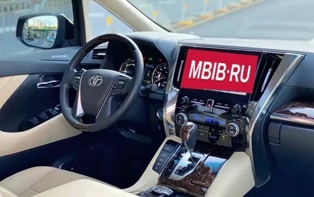 Toyota Alphard III, 2022 год, 9 671 555 рублей, 10 фотография