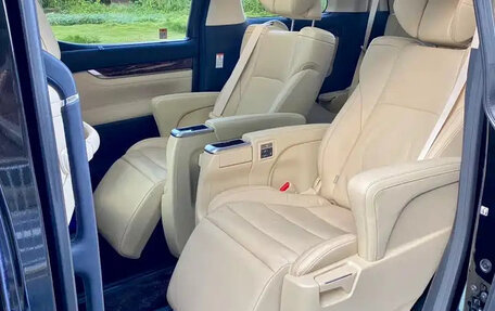 Toyota Alphard III, 2022 год, 9 671 555 рублей, 23 фотография