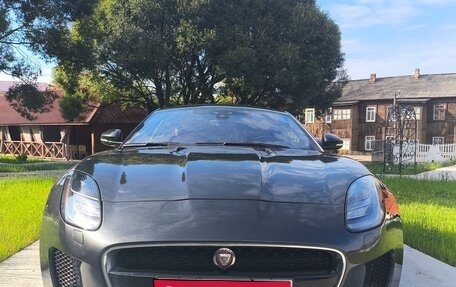 Jaguar F-Type I рестайлинг 2, 2017 год, 3 850 000 рублей, 1 фотография