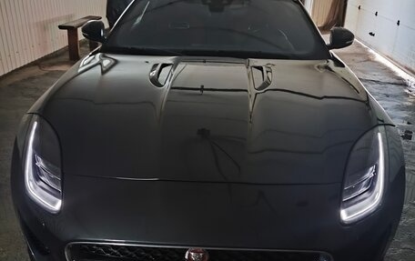 Jaguar F-Type I рестайлинг 2, 2017 год, 3 850 000 рублей, 7 фотография