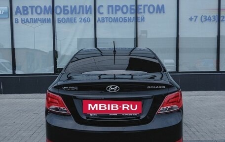 Hyundai Solaris II рестайлинг, 2015 год, 720 000 рублей, 4 фотография