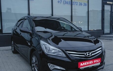 Hyundai Solaris II рестайлинг, 2015 год, 720 000 рублей, 6 фотография