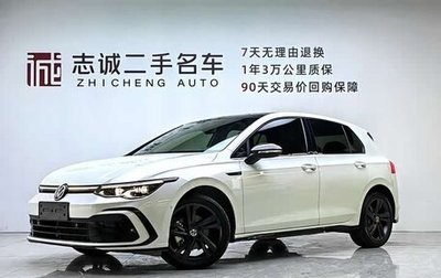 Volkswagen Golf VIII, 2022 год, 2 154 000 рублей, 1 фотография