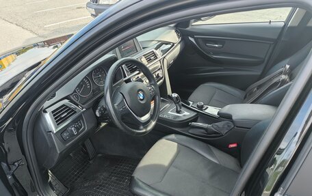 BMW 3 серия, 2018 год, 1 950 000 рублей, 4 фотография