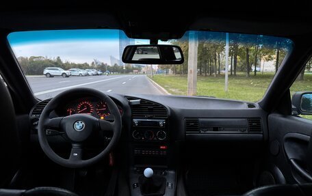 BMW 3 серия, 1993 год, 690 000 рублей, 8 фотография