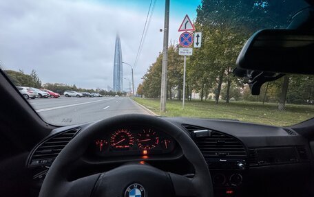 BMW 3 серия, 1993 год, 690 000 рублей, 11 фотография