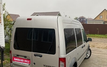 Ford Tourneo Connect I, 2010 год, 1 070 000 рублей, 2 фотография