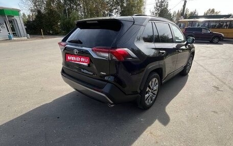 Toyota RAV4, 2020 год, 2 740 000 рублей, 5 фотография