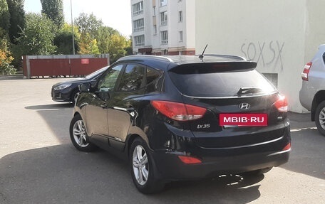 Hyundai ix35 I рестайлинг, 2010 год, 879 000 рублей, 12 фотография