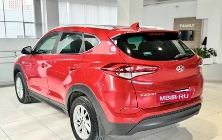 Hyundai Tucson III, 2018 год, 2 050 000 рублей, 13 фотография