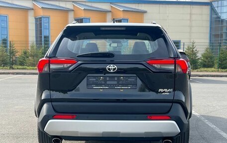 Toyota RAV4, 2025 год, 4 100 000 рублей, 14 фотография