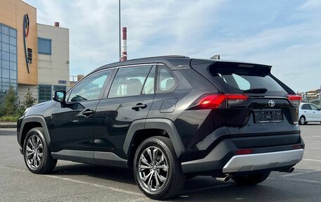 Toyota RAV4, 2025 год, 4 100 000 рублей, 13 фотография