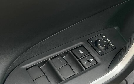 Toyota RAV4, 2025 год, 4 100 000 рублей, 19 фотография