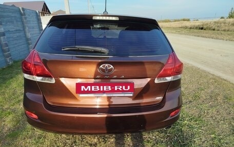Toyota Venza I, 2013 год, 2 050 000 рублей, 4 фотография