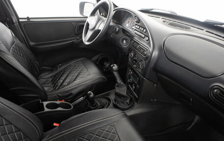 Chevrolet Niva I рестайлинг, 2011 год, 579 000 рублей, 11 фотография