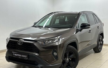 Toyota RAV4, 2021 год, 3 379 000 рублей, 1 фотография