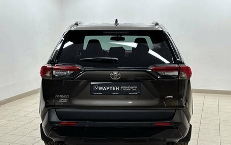 Toyota RAV4, 2021 год, 3 379 000 рублей, 5 фотография
