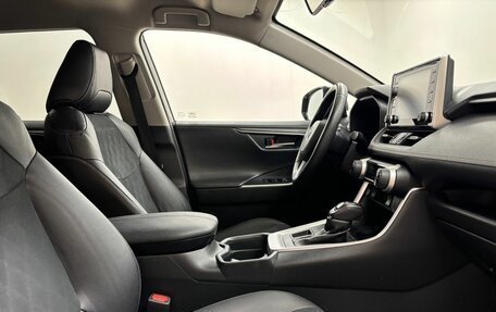 Toyota RAV4, 2021 год, 3 379 000 рублей, 12 фотография