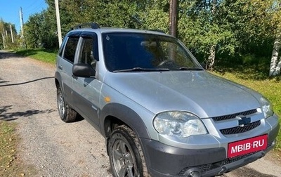 Chevrolet Niva I рестайлинг, 2010 год, 519 000 рублей, 1 фотография