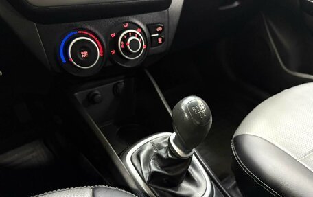 KIA Rio III рестайлинг, 2013 год, 789 000 рублей, 10 фотография