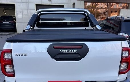 Toyota Hilux VIII, 2021 год, 5 500 000 рублей, 6 фотография