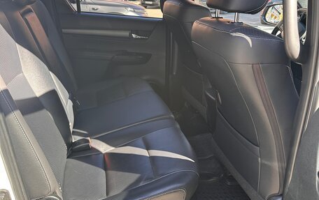 Toyota Hilux VIII, 2021 год, 5 500 000 рублей, 14 фотография