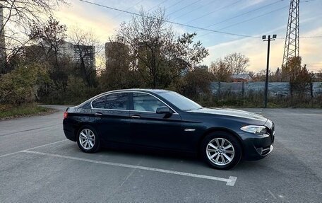 BMW 5 серия, 2011 год, 1 650 000 рублей, 7 фотография