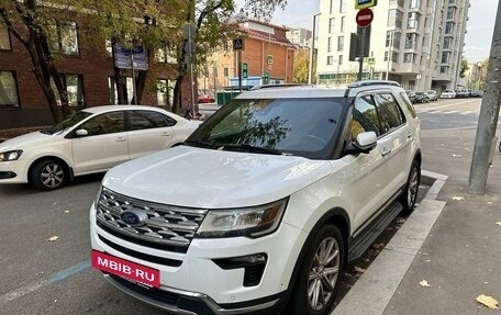 Ford Explorer VI, 2018 год, 3 650 000 рублей, 2 фотография