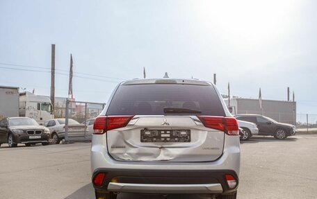 Mitsubishi Outlander III рестайлинг 3, 2017 год, 1 320 000 рублей, 6 фотография