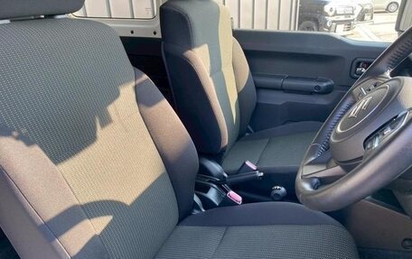 Suzuki Jimny, 2019 год, 890 000 рублей, 16 фотография