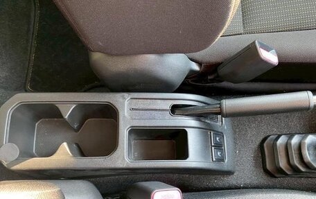 Suzuki Jimny, 2019 год, 890 000 рублей, 20 фотография