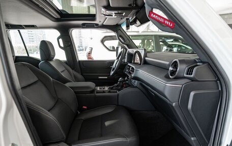 Toyota Land Cruiser Prado, 2024 год, 11 880 000 рублей, 16 фотография