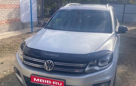 Volkswagen Tiguan I, 2013 год, 1 800 000 рублей, 1 фотография