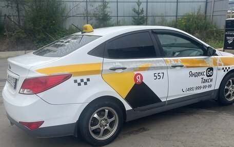 Hyundai Solaris II рестайлинг, 2016 год, 780 000 рублей, 16 фотография