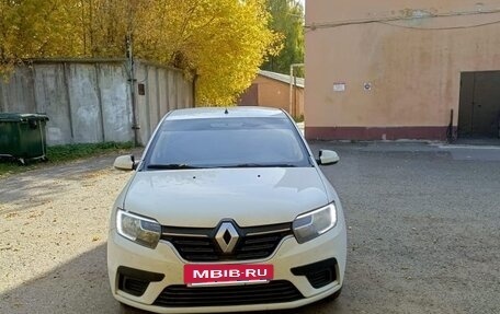 Renault Logan II, 2018 год, 550 000 рублей, 2 фотография