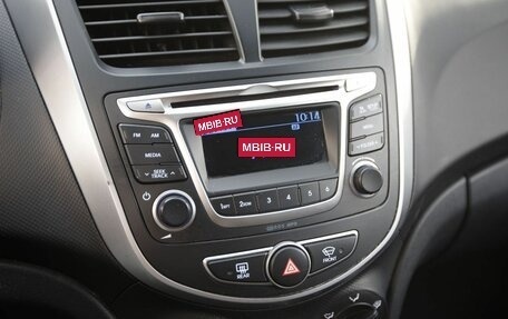 Hyundai Solaris II рестайлинг, 2015 год, 1 200 000 рублей, 12 фотография
