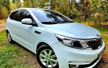 KIA Rio III рестайлинг, 2015 год, 995 000 рублей, 6 фотография