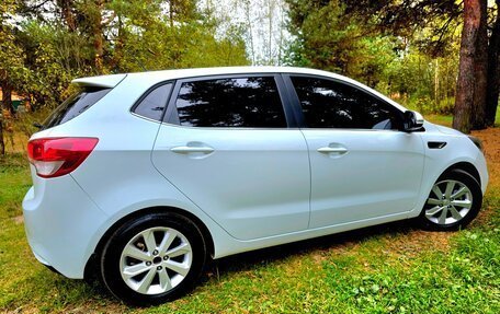 KIA Rio III рестайлинг, 2015 год, 995 000 рублей, 10 фотография