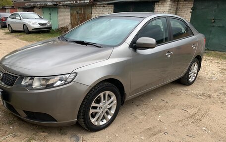 KIA Cerato III, 2010 год, 725 000 рублей, 2 фотография