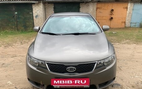 KIA Cerato III, 2010 год, 725 000 рублей, 3 фотография