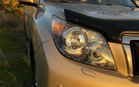 Toyota Land Cruiser Prado 150 рестайлинг 2, 2010 год, 2 650 000 рублей, 3 фотография