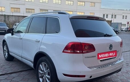 Volkswagen Touareg III, 2012 год, 1 950 000 рублей, 4 фотография